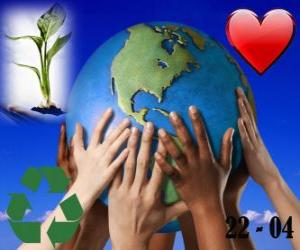 Puzzle Ημέρα της Γης, 22 Απριλίου. Έναν κόσμο ευτυχισμένο, έναν κόσμο με την ανακύκλωση και την αγάπη για το περιβάλλον
